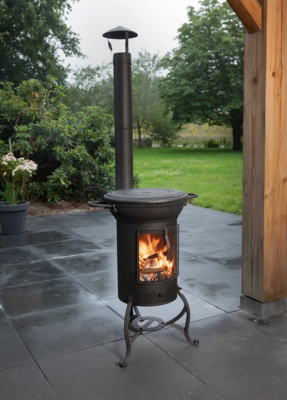 Globe Fire Krakatau - BVI Uteeldstäder miljöbild